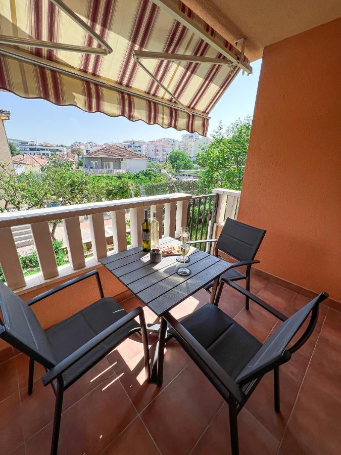 Holiday Star Apartment トロギール エクステリア 写真