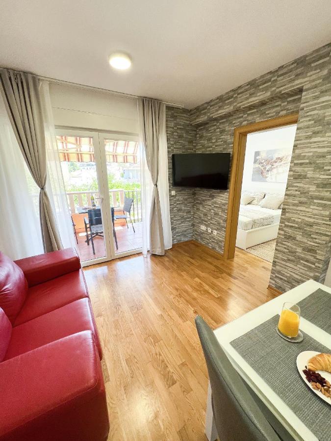 Holiday Star Apartment トロギール エクステリア 写真